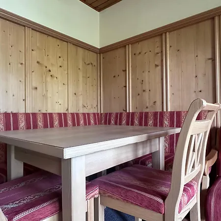 Apartament Josi *